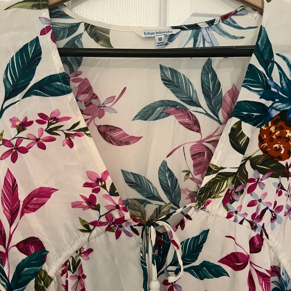Blue Island Tunic Top - Picture 2 of 4